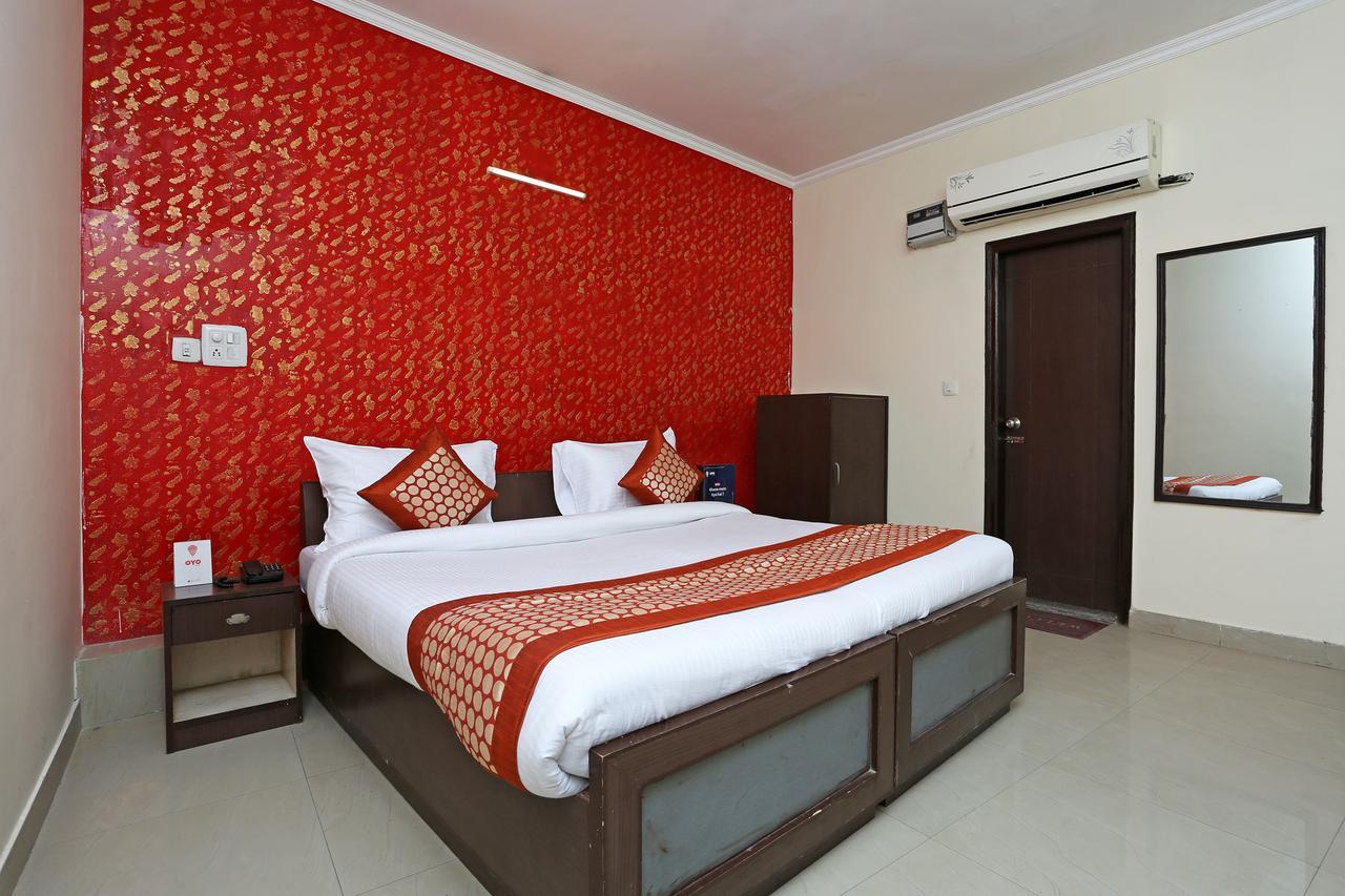 Hotel Le Princess @ Airport New Delhi Bagian luar foto