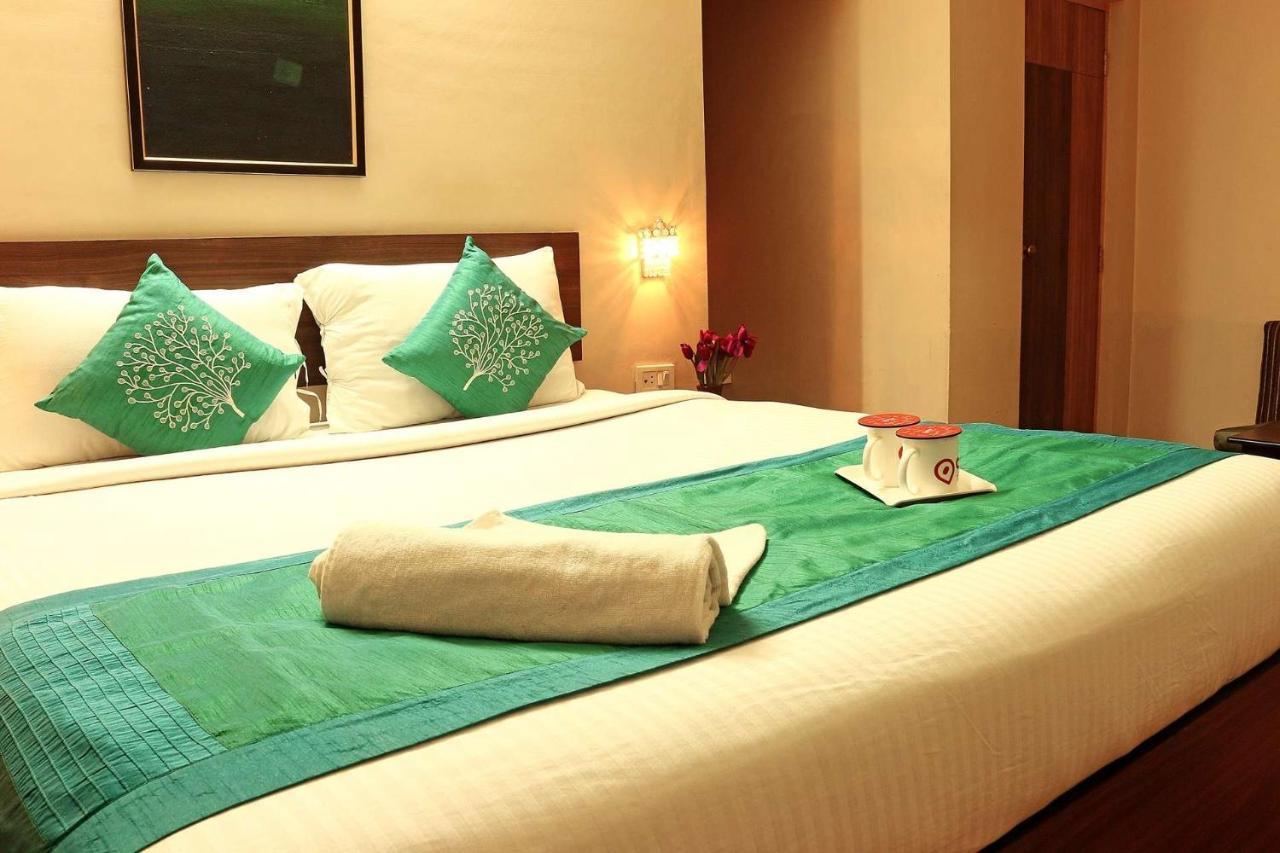 Hotel Le Princess @ Airport New Delhi Bagian luar foto