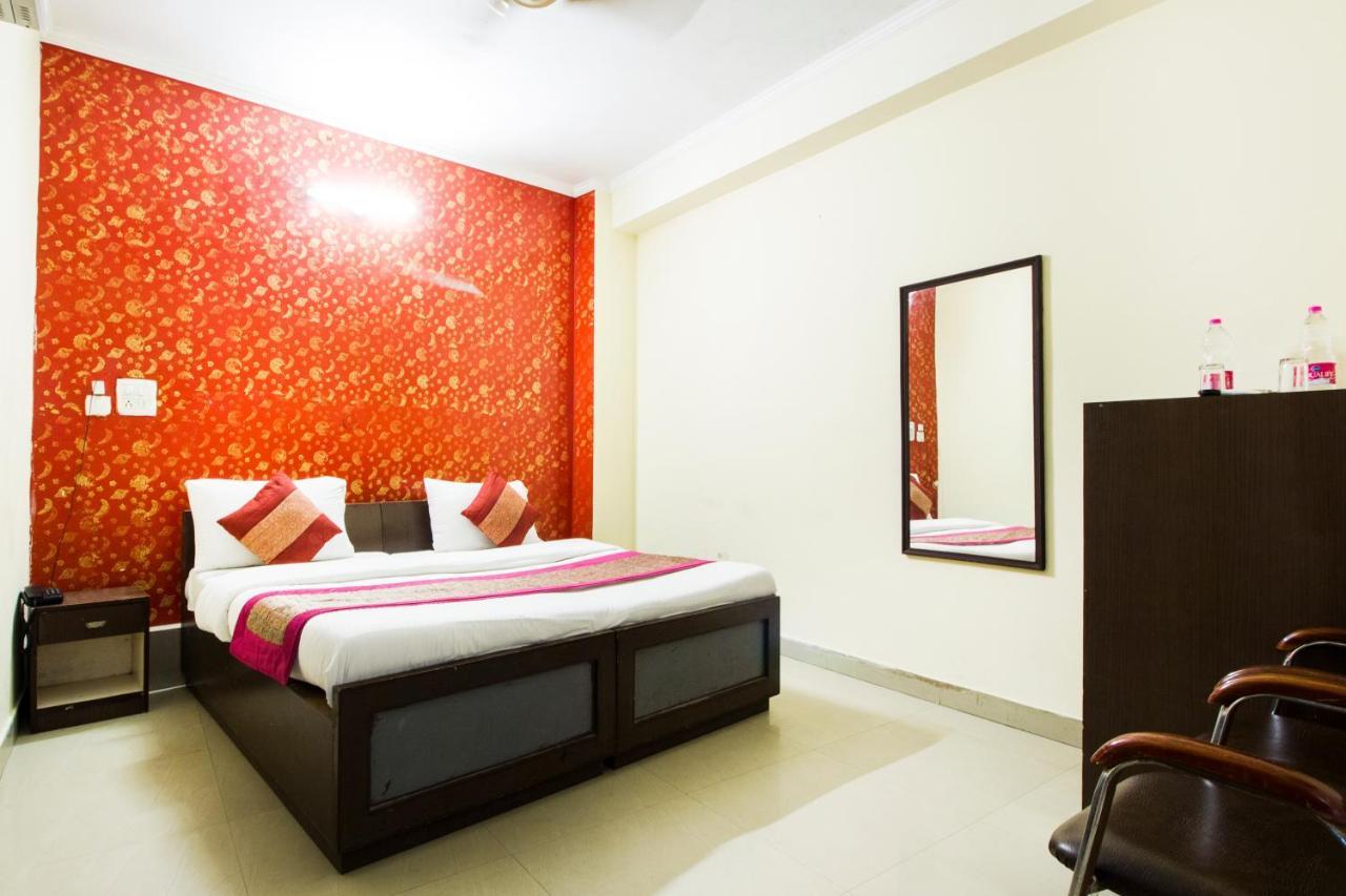 Hotel Le Princess @ Airport New Delhi Bagian luar foto
