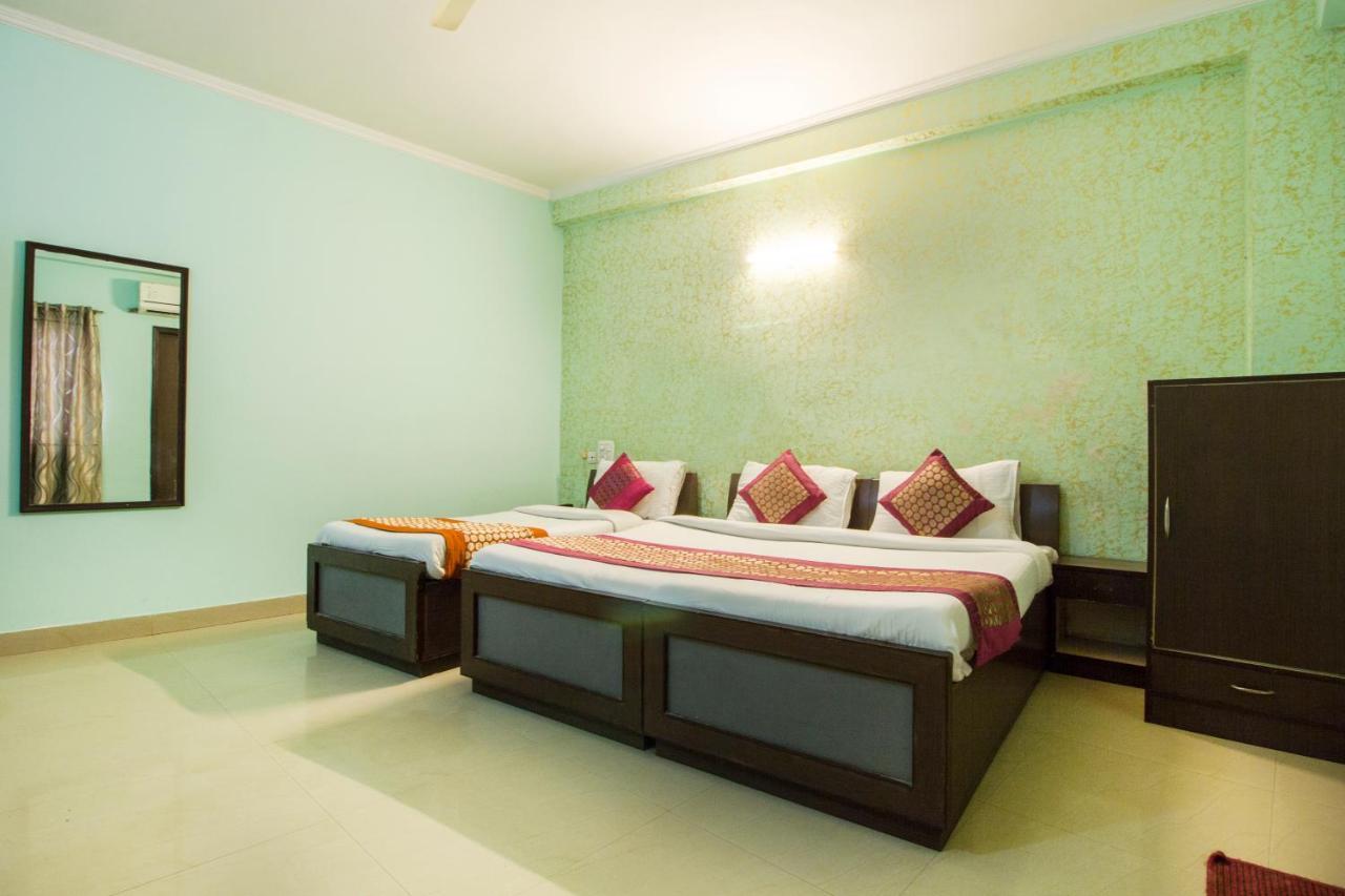 Hotel Le Princess @ Airport New Delhi Bagian luar foto